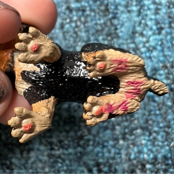 Kaiyodo Wing Mau Doberman Puppy Dog Mini Figurine - Picture 6 of 9